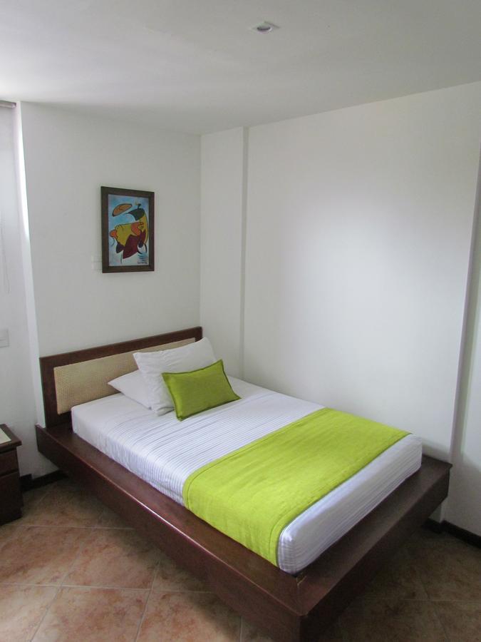 Hotel Plaza Mayor Medellín Exterior foto