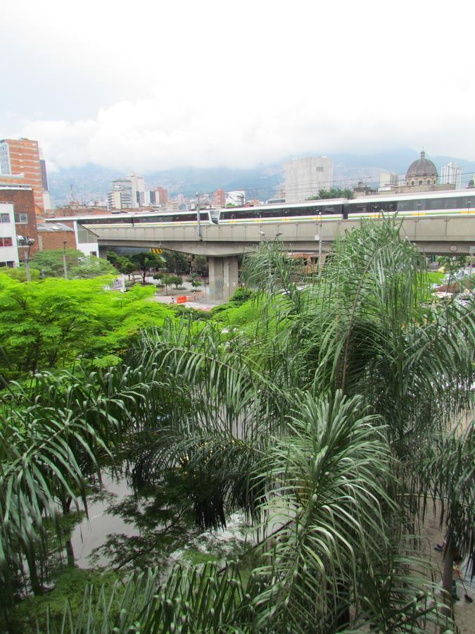 Hotel Plaza Mayor Medellín Exterior foto