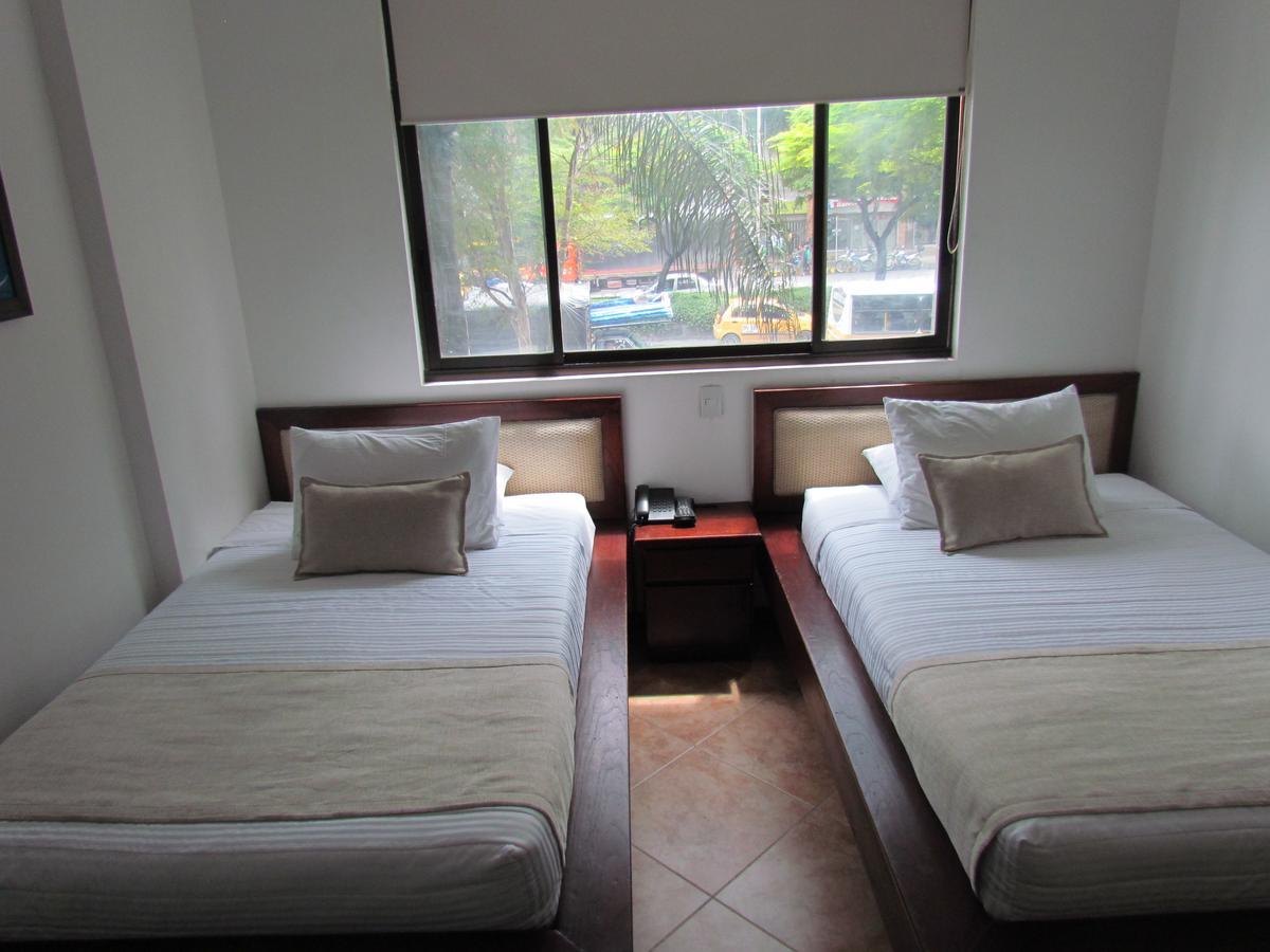 Hotel Plaza Mayor Medellín Exterior foto